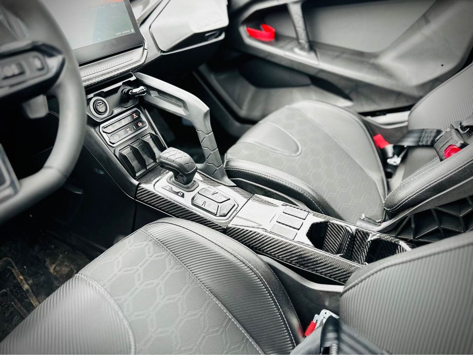 Titanium Main Console CAN AM MAVERICK R CARBON FIBER - FRONT CENTER CONSOLE ( 2 PC ...