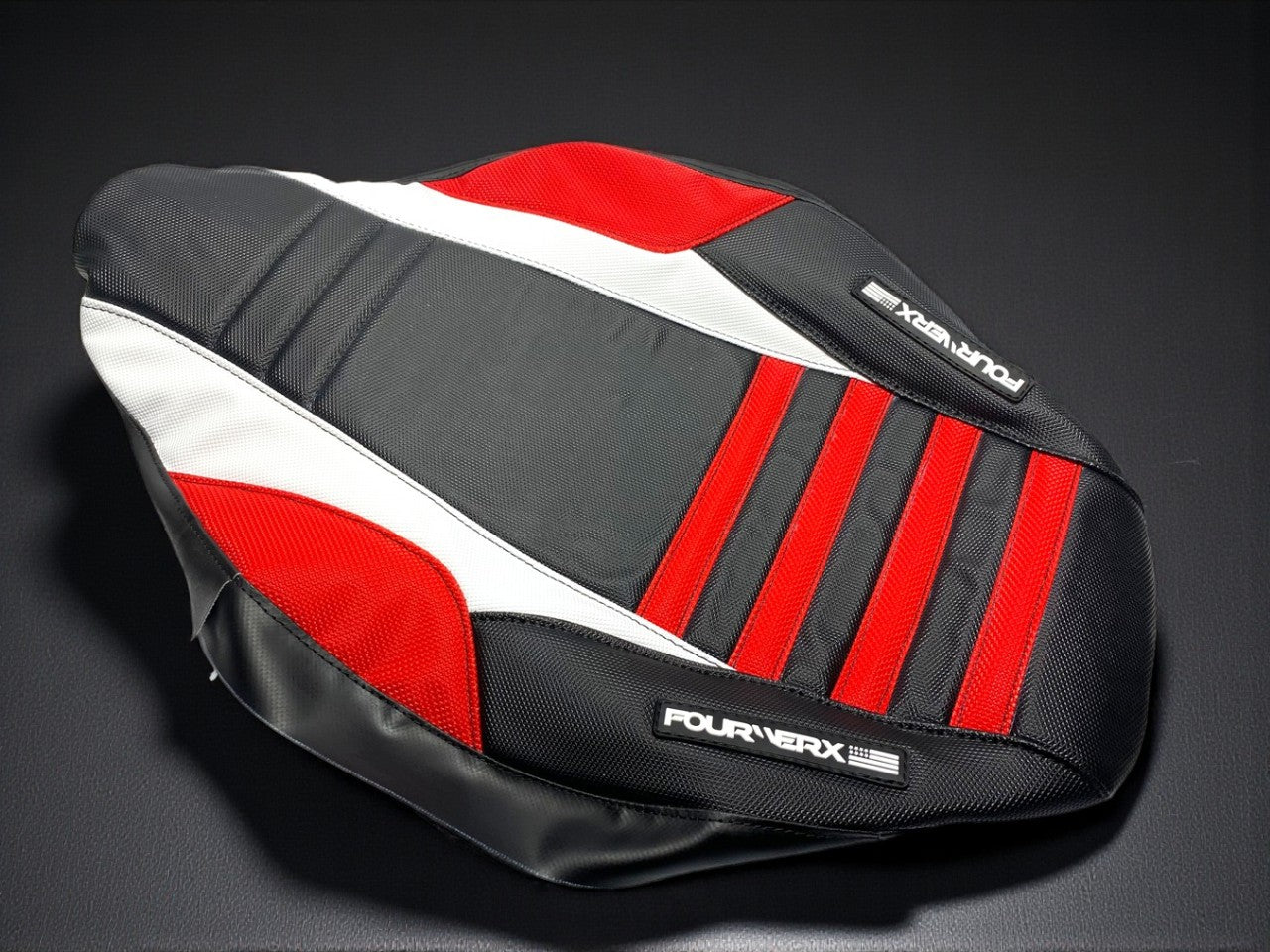 HONDA TRX90 (2006+) SEAT COVER - BLACK / WHITE / RED / RED BANDS