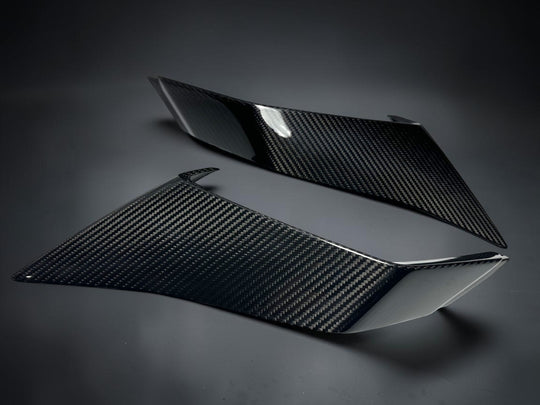 CAN AM MAVERICK R CARBON FIBER TAIL LIGHT TRIM SET