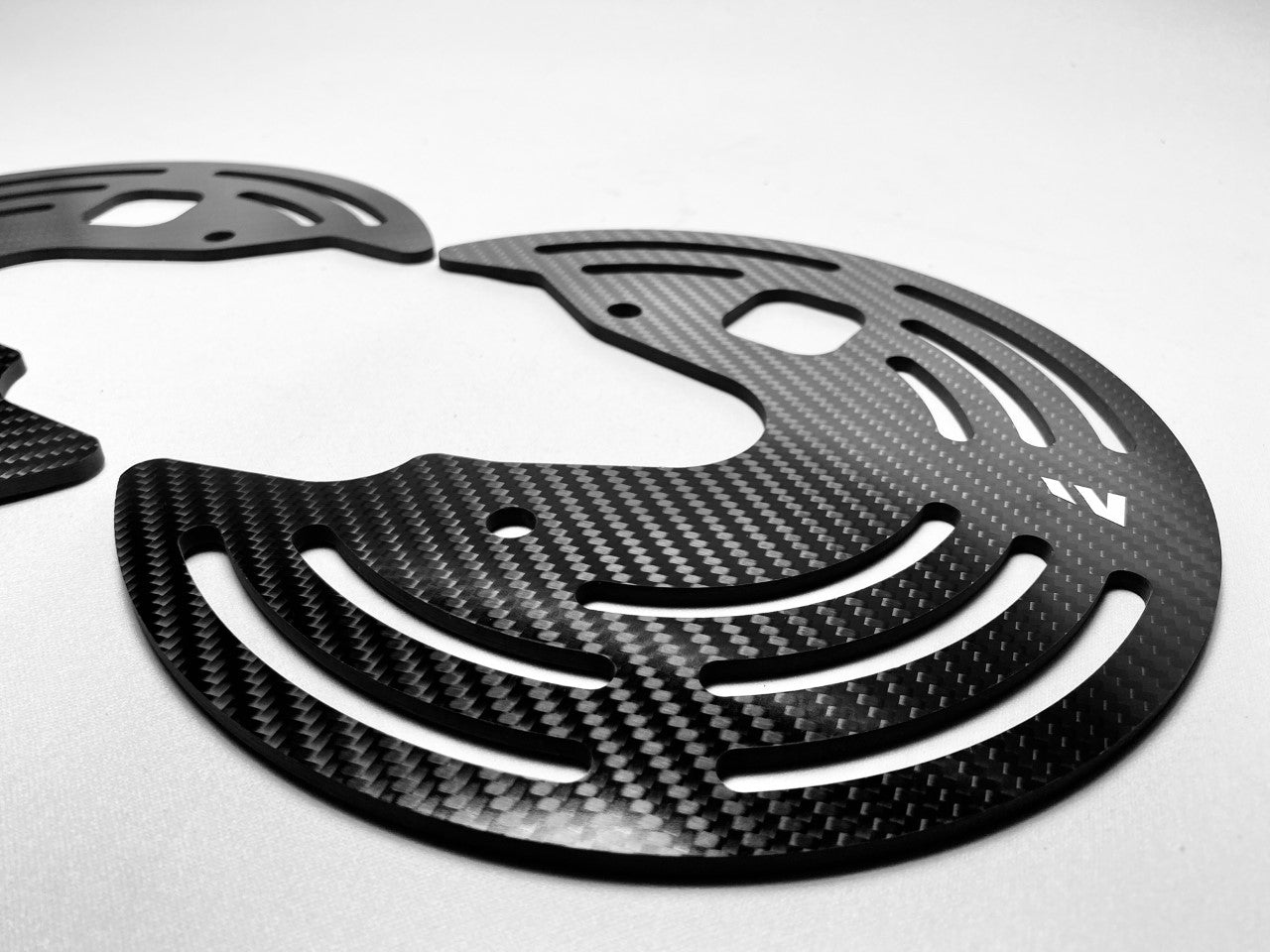 LTR450 SPINDLE | CARBON FIBER HD ROCK GUARD / SET – FourWerx